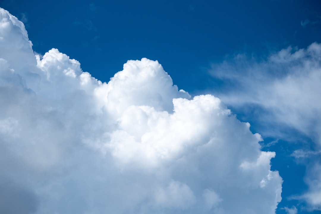 حلول Cloud hosting الذكية للمصانع والشركات الكبرى من Hexogen