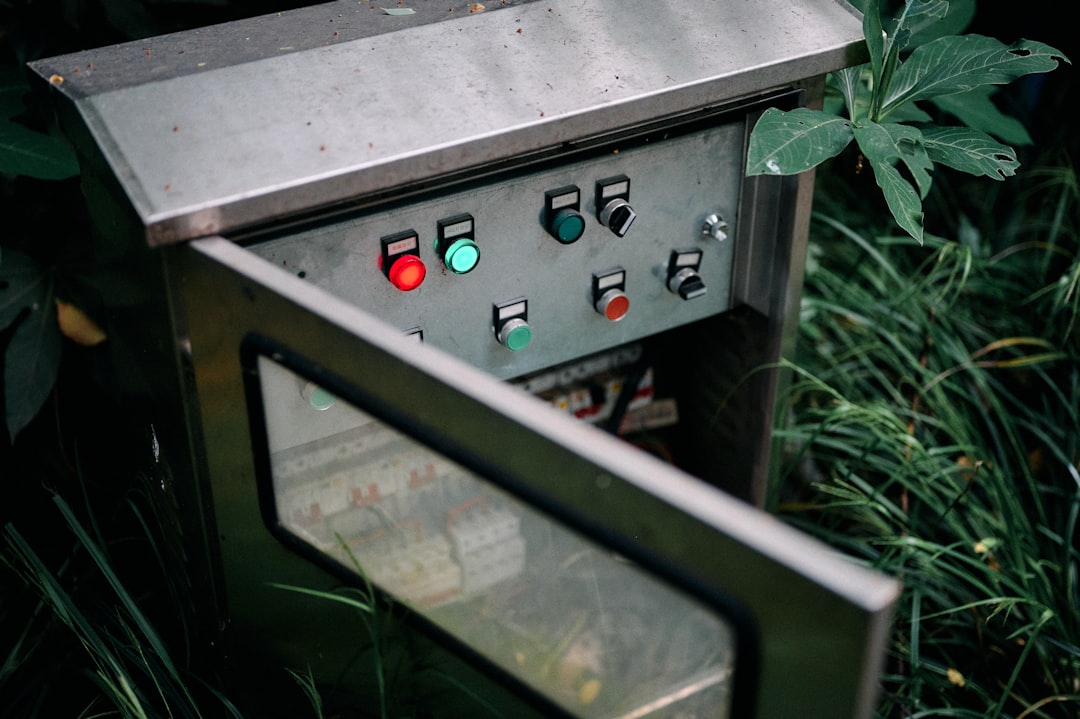 حلول Access Control System الذكية للمصانع والشركات الكبرى من Hexogen